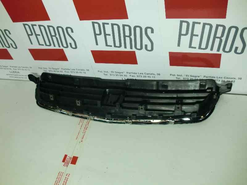 Recambio de rejilla delantera para honda civic berlina (eg/eh) referencia OEM IAM   