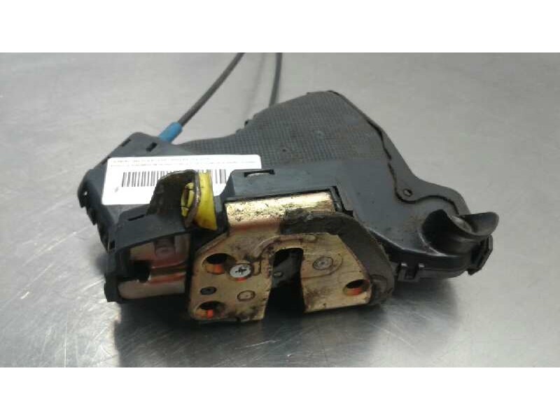 Recambio de cerradura puerta delantera izquierda para toyota avensis berlina (t25) 2.0 d4-d executive sedán (4-ptas) referencia 