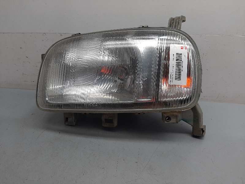 Recambio de faro izquierdo para nissan micra (k11) básico (k11) referencia OEM IAM B60605F301  