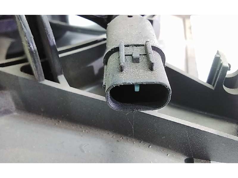 Recambio de electroventilador para hyundai elantra (xd) 2.0 crdi cat referencia OEM IAM 977302DXXX  
