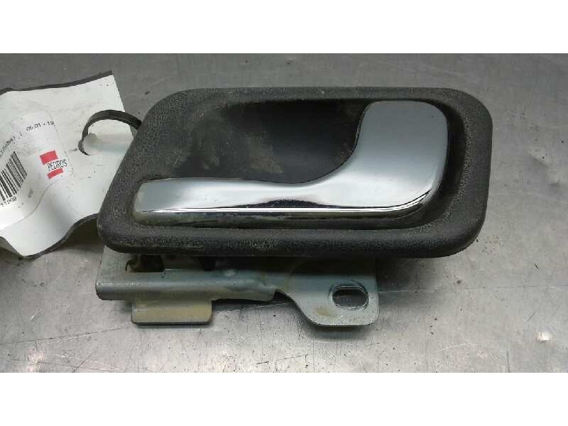 Recambio de maneta interior trasera izquierda para mitsubishi montero (v20/v40) 2500 td glx (5-ptas.) referencia OEM IAM   