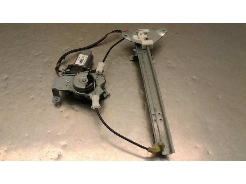 Recambio de elevalunas trasero izquierdo para nissan qashqai (j10) tekna sport referencia OEM IAM 402191A 1011551T12 051112