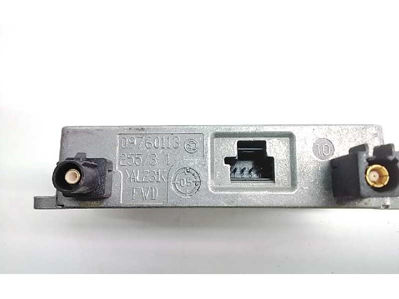 Recambio de amplificador antena para mercedes clase m (w163) referencia OEM IAM 2118200885  
