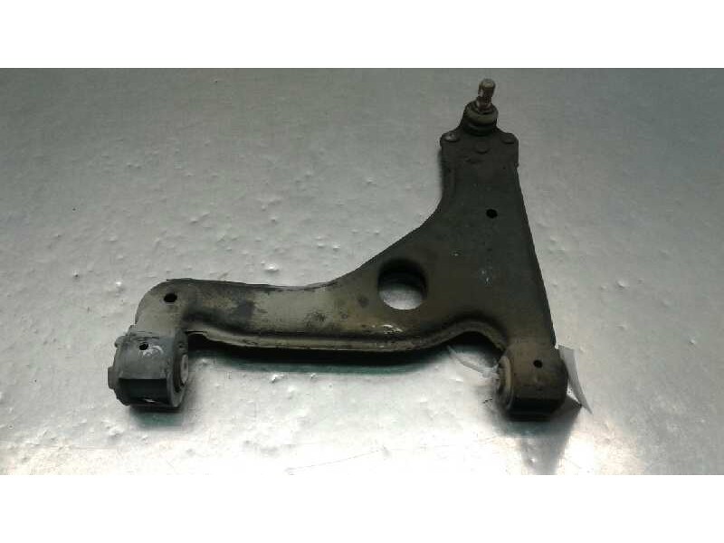 Recambio de brazo suspension inferior delantero izquierdo para opel zafira a elegance referencia OEM IAM   
