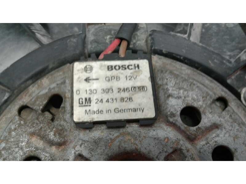 Recambio de electroventilador radiador aire acondicionado para opel astra g berlina club referencia OEM IAM 0130303246  