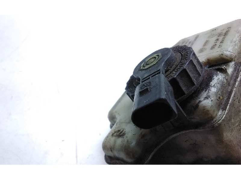 Recambio de bomba freno para volkswagen golf v berlina (1k1) sportline referencia OEM IAM 03350886351  