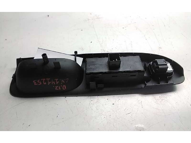 Recambio de mando elevalunas delantero izquierdo para volkswagen passat variant (3c5) advance plus bluemotion referencia OEM IAM