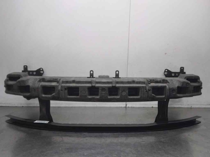 Recambio de refuerzo paragolpes delantero para volkswagen passat variant (3c5) advance plus bluemotion referencia OEM IAM   