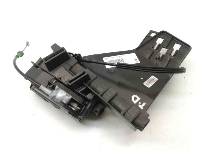 Recambio de cerradura puerta trasera derecha para ford fiesta (cb1) trend referencia OEM IAM 8A61-A264A52-A  