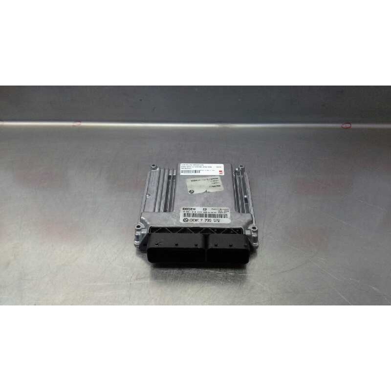 Recambio de centralita motor uce para bmw serie 3 touring (e46) 320d referencia OEM IAM 0281010565 DDE7789572 