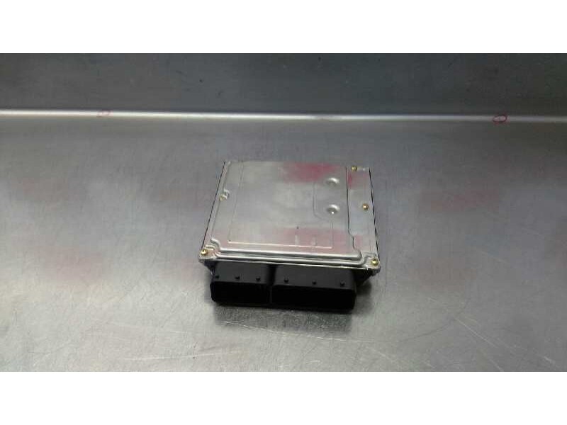 Recambio de centralita motor uce para bmw serie 3 touring (e46) 320d referencia OEM IAM 0281010565 DDE7789572 