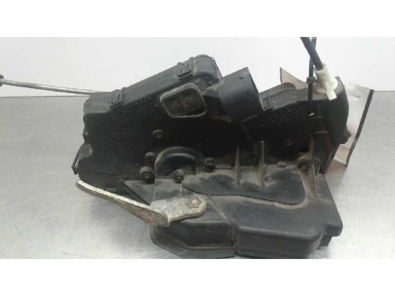 Recambio de cerradura puerta delantera derecha para bmw serie 3 berlina (e46) 320d referencia OEM IAM   