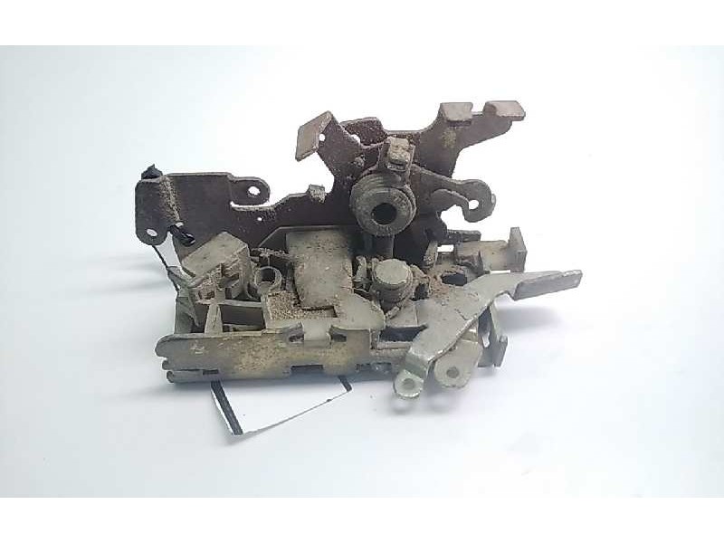 Recambio de cerradura puerta delantera izquierda para mercedes vito (w638) caja cerrada referencia OEM IAM 9017200135  