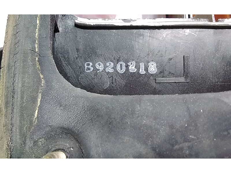 Recambio de piloto trasero izquierdo para hyundai sonata (y3) referencia OEM IAM B920218  