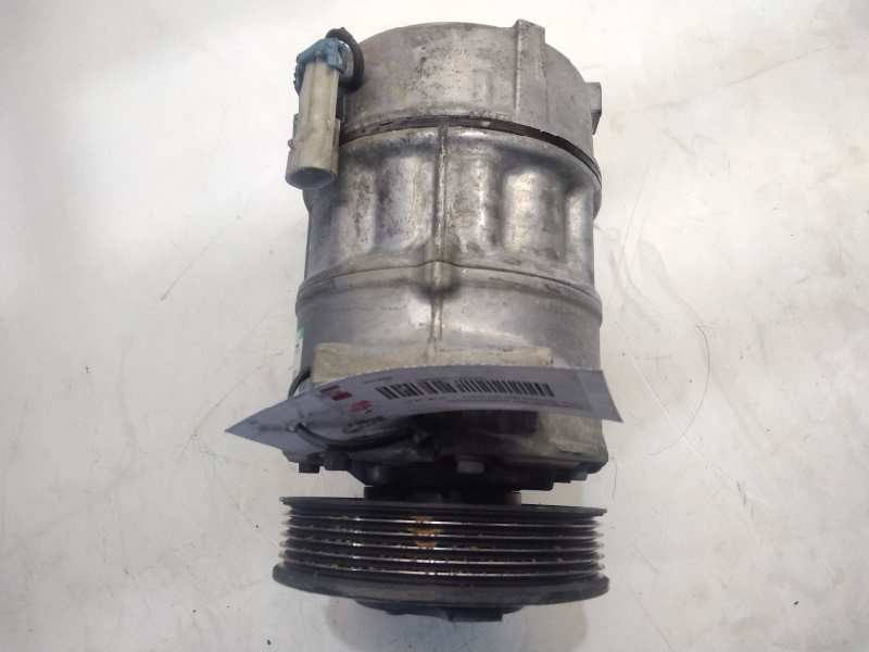 Recambio de compresor aire acondicionado para opel insignia berlina cosmo referencia OEM IAM 13232307  