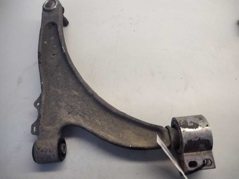 Recambio de brazo suspension superior delantero izquierdo para opel insignia berlina cosmo referencia OEM IAM   