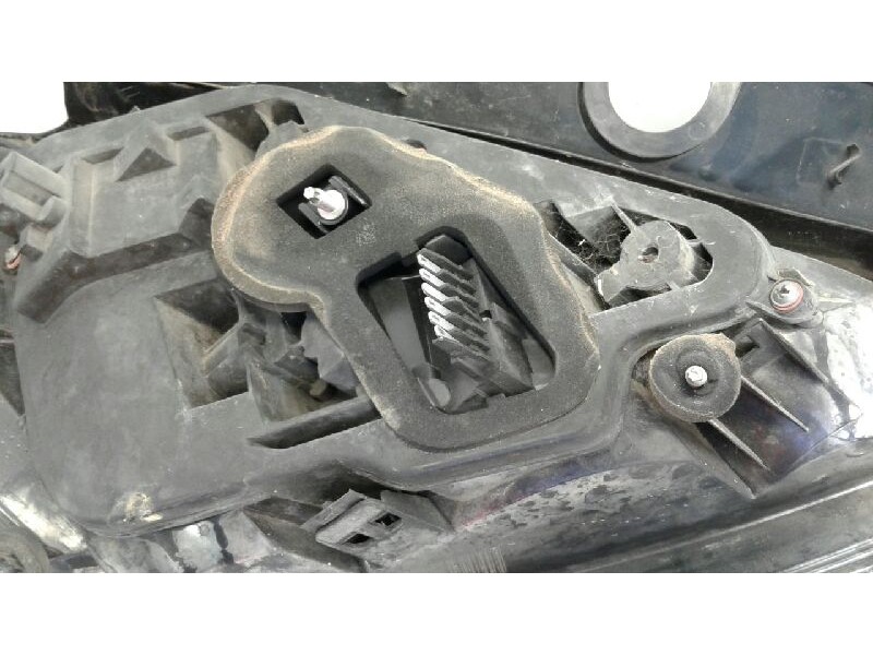 Recambio de piloto trasero derecho para opel astra h berlina cosmo referencia OEM IAM   