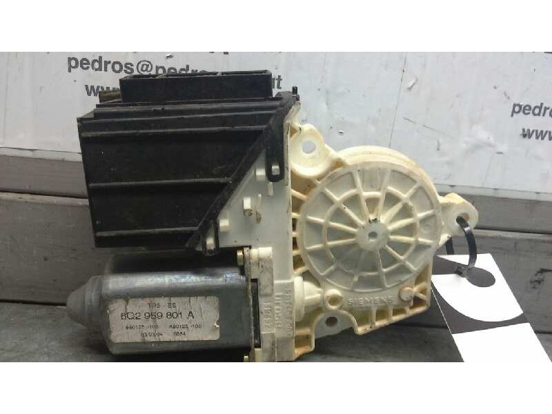 Recambio de motor elevalunas delantero derecho para seat ibiza (6k1) 1.9 sdi referencia OEM IAM 6Q2959801A  