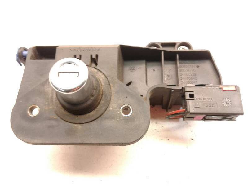 Recambio de maneta exterior porton para opel meriva cosmo referencia OEM IAM 13122437  