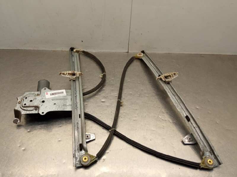 Recambio de elevalunas delantero derecho para citroen xsara picasso 1.6 referencia OEM IAM 0130821900  