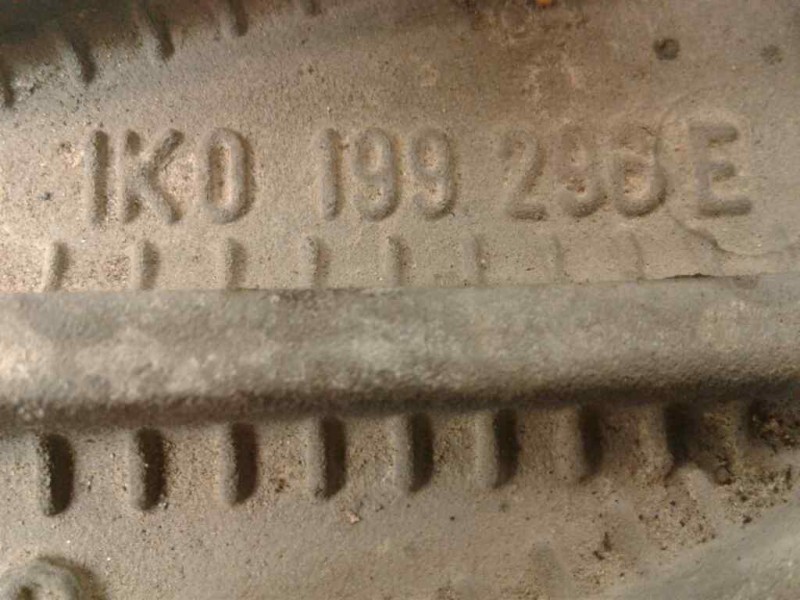 Recambio de soporte brazo suspension delantero derecho para seat leon (1p1) open referencia OEM IAM 1K0199296E  