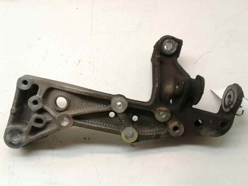 Recambio de soporte brazo suspension delantero derecho para seat leon (1p1) open referencia OEM IAM 1K0199296E  