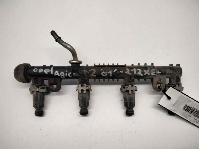 Recambio de rampa inyectora para opel agila referencia OEM IAM 928404261 OPEL AGILA 1.2 16V 00 