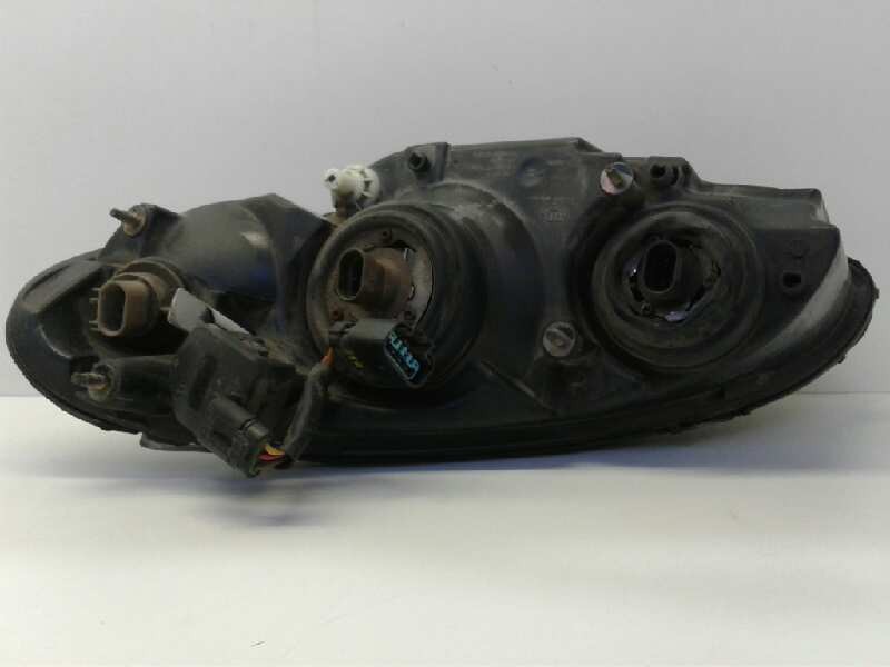 Recambio de faro derecho para chrysler pt cruiser (pt) 1.6 classic referencia OEM IAM 05288766AK  