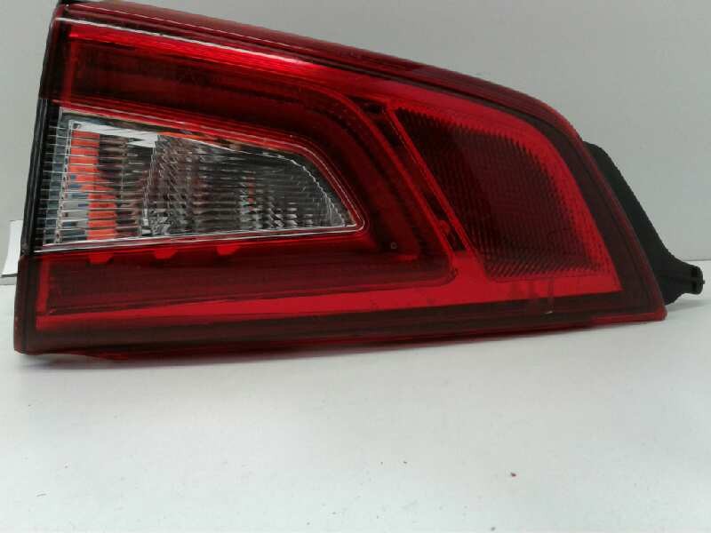 Recambio de piloto trasero derecho porton para nissan qashqai (j11) acenta referencia OEM IAM   