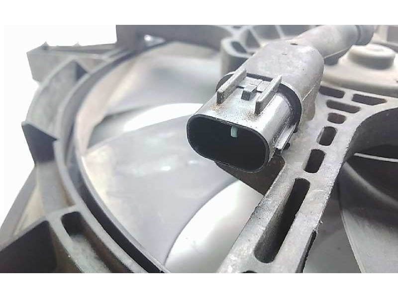 Recambio de electroventilador para hyundai elantra (xd) 1.6 comfort (4-ptas.) referencia OEM IAM 253862D000  