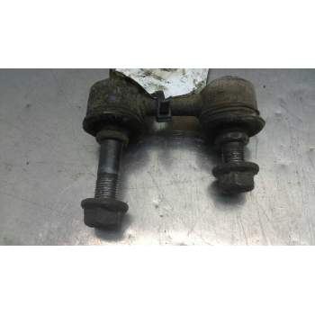 Recambio de bieleta estabilizadora delantera izquierda para kia carnival ii 2.9 cdri ex referencia OEM IAM   