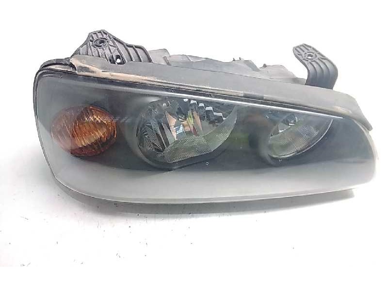 Recambio de faro derecho para hyundai elantra (xd) 1.6 comfort (4-ptas.) referencia OEM IAM 921022DXXX  