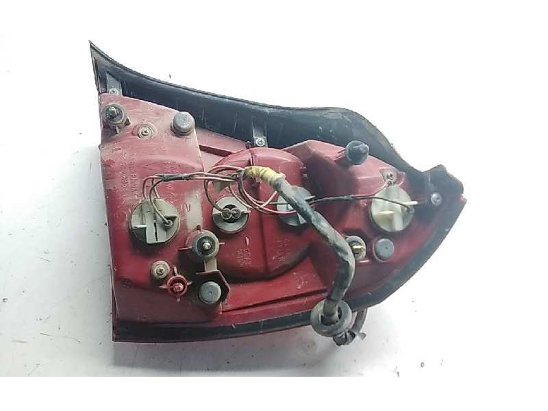 Recambio de piloto trasero izquierdo para hyundai elantra (xd) 1.6 comfort (4-ptas.) referencia OEM IAM   