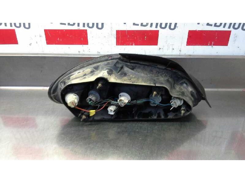 Recambio de piloto trasero derecho para hyundai lantra berlina (rd) 1.9 d gls referencia OEM IAM   