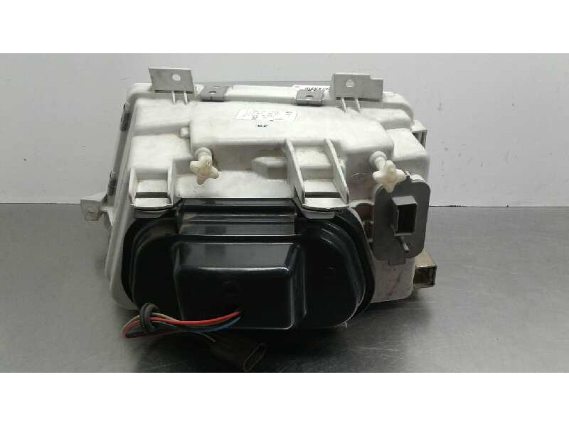 Recambio de faro derecho para mercedes vario (tw2) bm 668 / 670 referencia OEM IAM 6708200661  