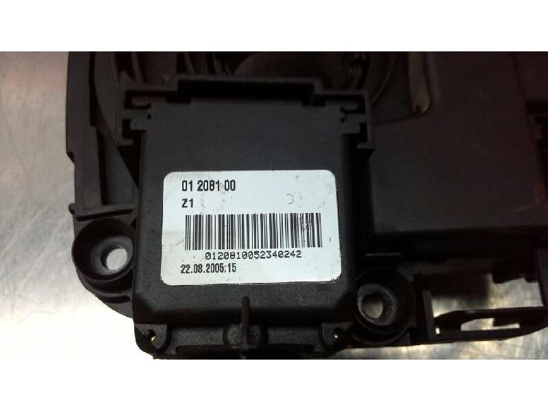 Recambio de mando luces para bmw serie 3 berlina (e90) 318d referencia OEM IAM 01208100  
