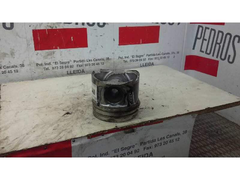 Recambio de piston para renault trafic caja cerrada dci cat referencia OEM IAM   