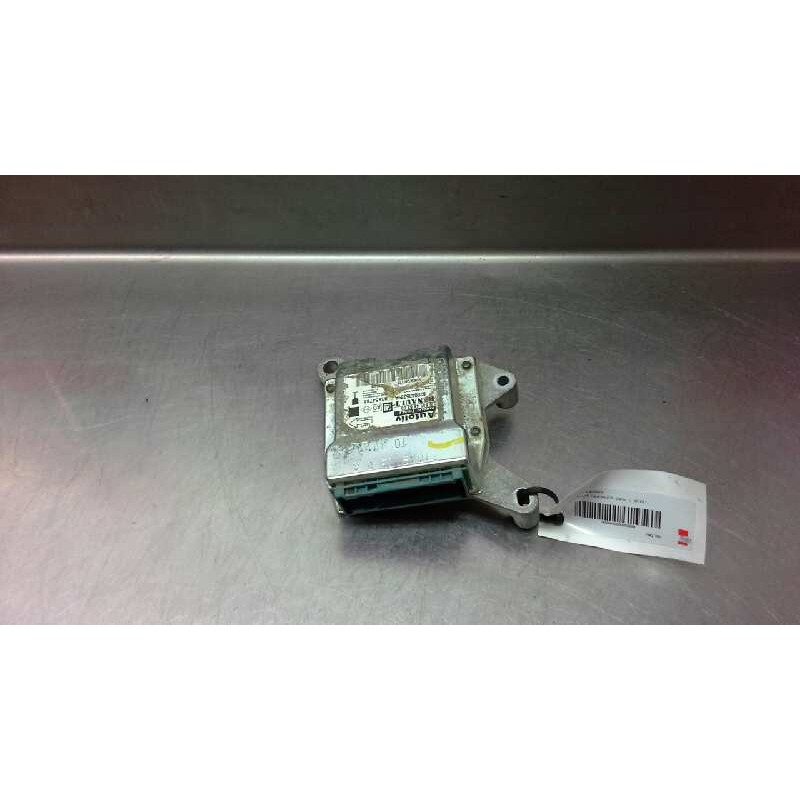 Recambio de centralita airbag para opel vivaro furgón 2.7t corto referencia OEM IAM 8200435339A 356 93854786