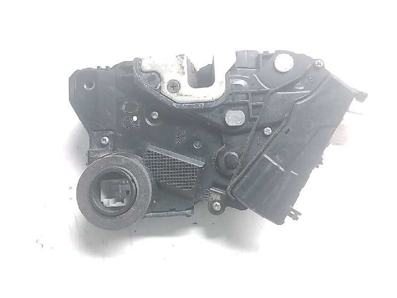 Recambio de cerradura puerta delantera derecha para toyota yaris (ksp9/scp9/nlp9) básico referencia OEM IAM   