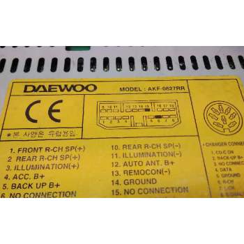 Recambio de sistema audio / radio cd para daewoo nubira berlina cd referencia OEM IAM AKF0827RR 9032645807 