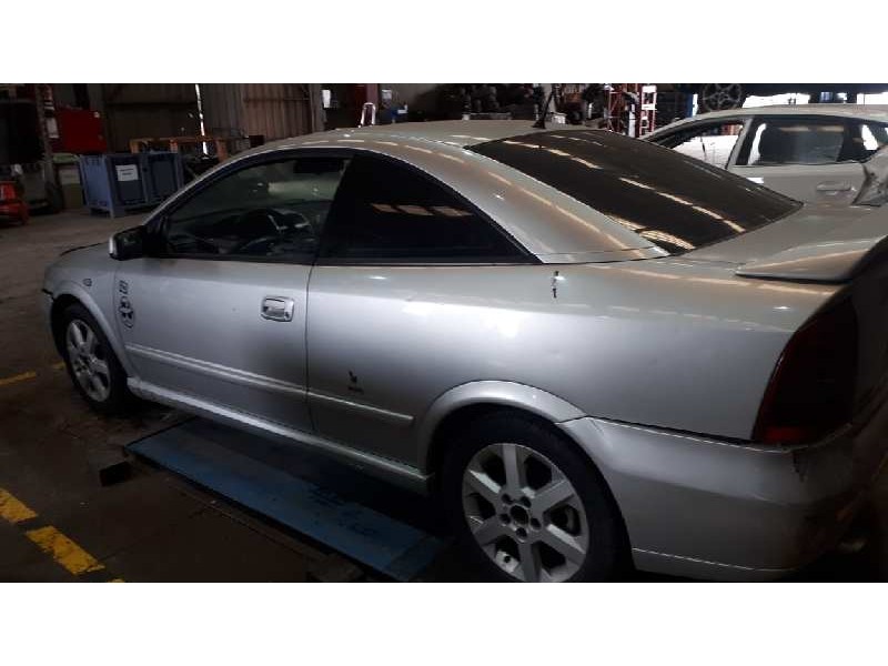 opel astra g coupé del año 2002