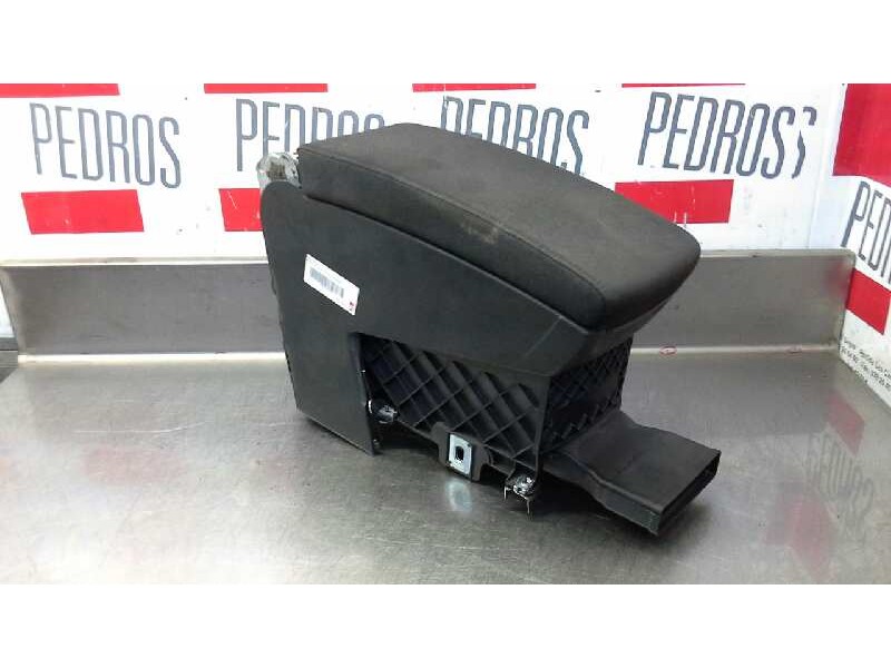 Recambio de reposabrazos para volkswagen passat berlina (3c2) sportline referencia OEM IAM 3CO864207TSM  