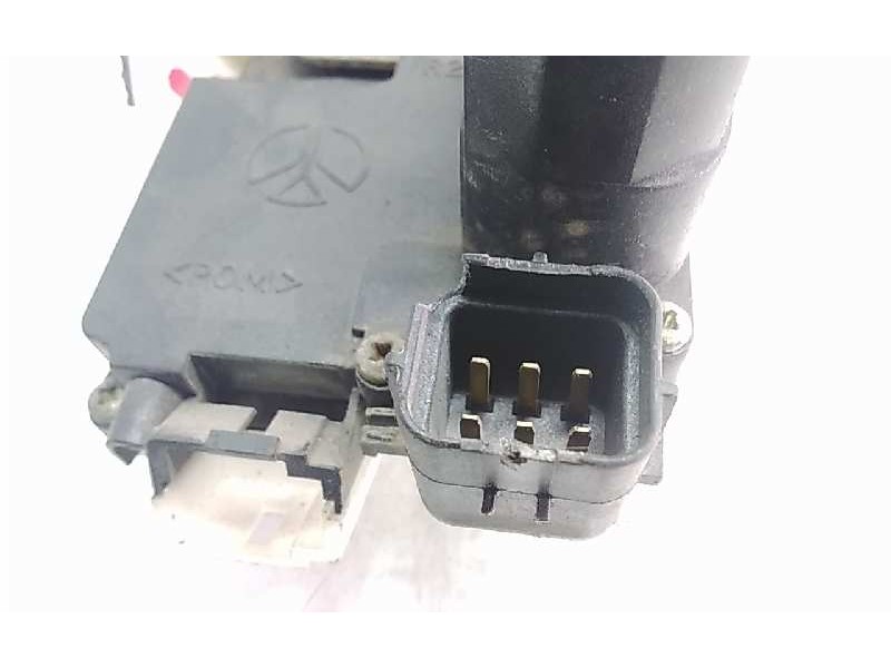 Recambio de cerradura puerta delantera derecha para mg rover serie 200 (rf) 1.4 16v cat referencia OEM IAM   