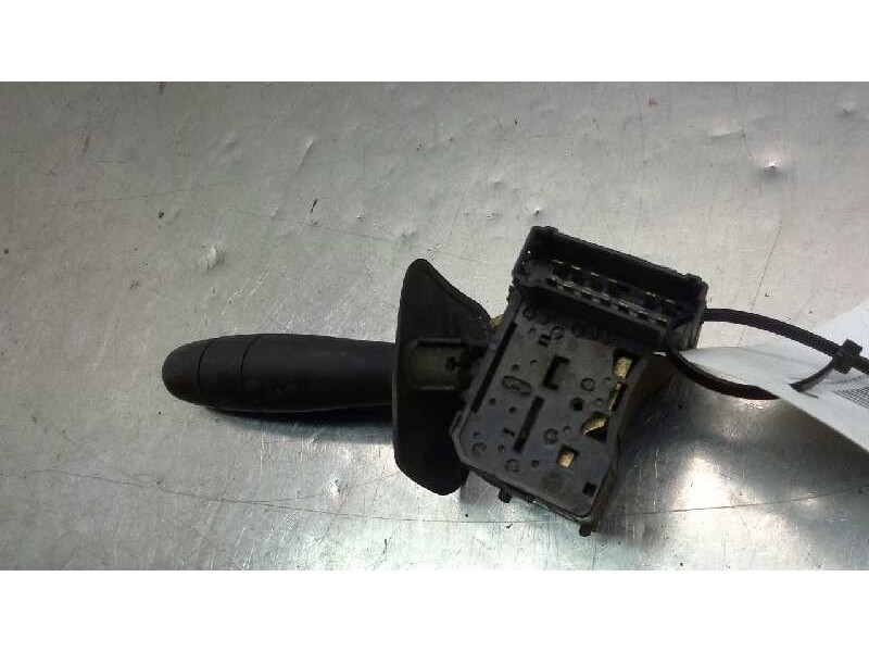 Recambio de mando limpia para renault kangoo (f/kc0) 1.5 dci diesel referencia OEM IAM 8290379529  