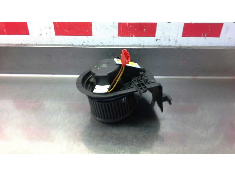 Recambio de motor calefaccion para volkswagen golf iii berlina (1h1) gt referencia OEM IAM 1H1820021  