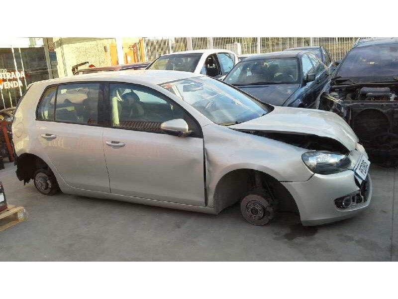 volkswagen golf vi (5k1) del año 2009
