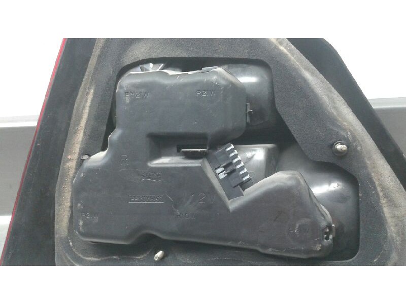 Recambio de piloto trasero derecho para mg rover serie 200 (rf) 1.4 16v cat referencia OEM IAM   