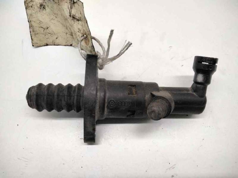 Recambio de bombin embrague para seat leon (1p1) 1.6 tdi referencia OEM IAM 1K0721261  