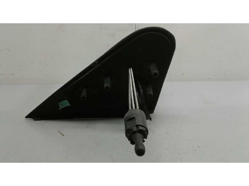 Recambio de retrovisor izquierdo para ford fiesta berl./courier surf referencia OEM IAM 6936540  