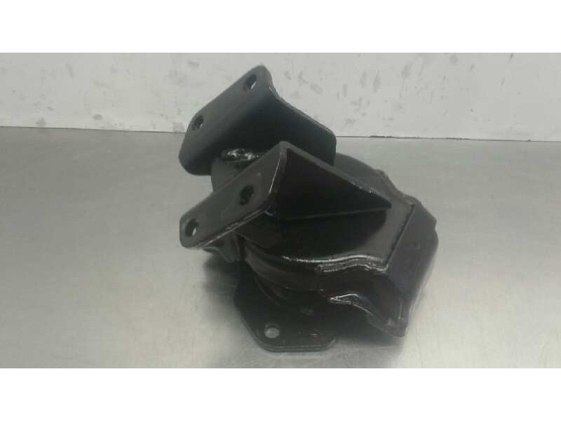 Recambio de soporte motor derecho inferior para mitsubishi montero (v60/v70) 3.2 di-d gls (3-ptas.) referencia OEM IAM   